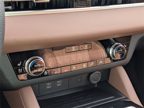 New 2025 Mitsubishi Outlander SEL image 23