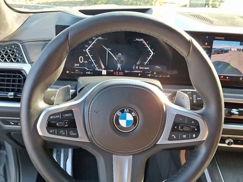 Used 2024 BMW X7 xDrive40i w/ M Sport Package image 26