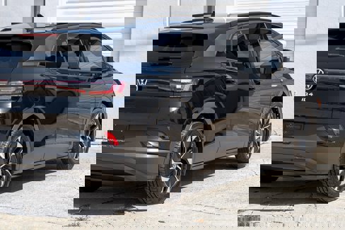 Used 2021 Volkswagen ID.4 Pro image 11