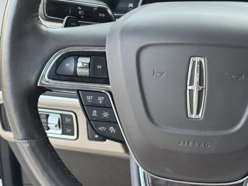 Used 2023 Lincoln Navigator L Reserve image 23