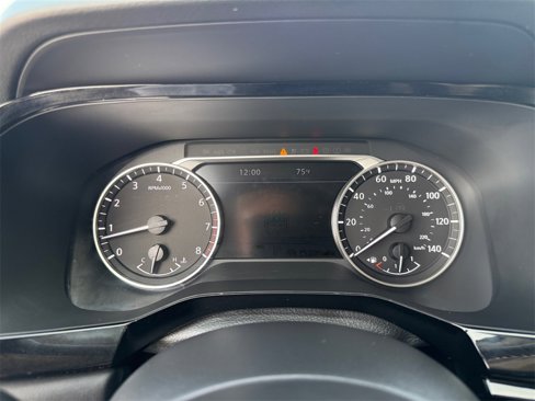 Used 2025 Nissan Pathfinder SL image 24