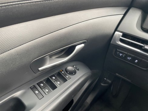 Used 2025 Hyundai Tucson SEL image 21