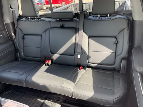 New 2026 GMC Sierra 3500 Denali w/ Denali Reserve Package image 21