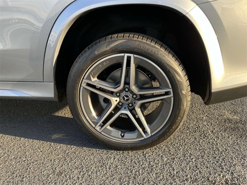 New 2025 Mercedes-Benz GLS 450 4MATIC image 10