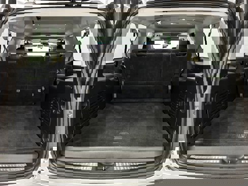 Used 2020 Chevrolet Suburban LT image 33