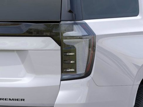 New 2025 Chevrolet Suburban Premier image 11