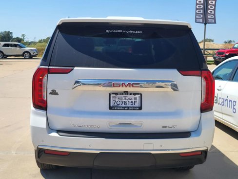 Used 2024 GMC Yukon SLT image 4