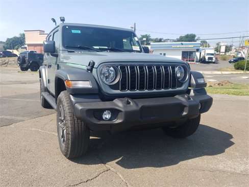 New 2025 Jeep Wrangler Sport S image 11