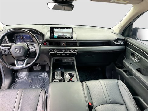 Used 2024 Honda Pilot Elite image 23