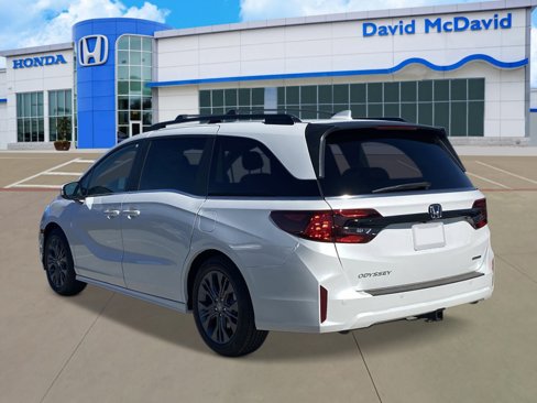 New 2026 Honda Odyssey Touring image 2