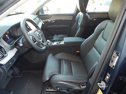 New 2026 Volvo XC90 B5 Ultra image 15