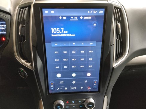 Used 2023 Ford Edge SEL image 25