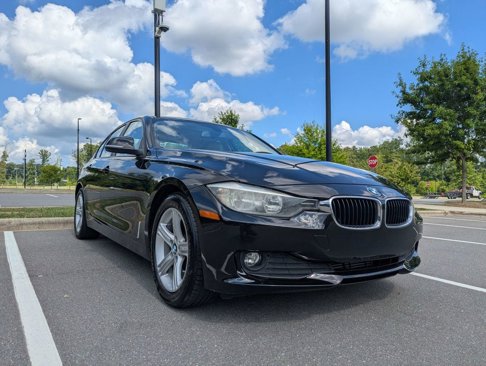 Used 2015 BMW 320i Sedan image 12