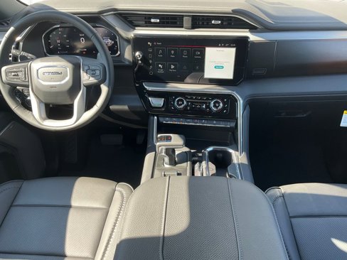 New 2026 GMC Sierra 1500 Denali w/ Denali Reserve Package image 3