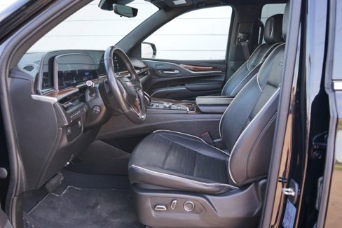 Used 2021 Cadillac Escalade Premium Luxury w/ LPO, Illumination Package image 15