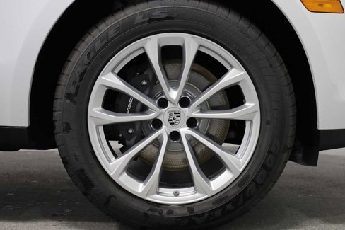 New 2026 Porsche Macan image 12