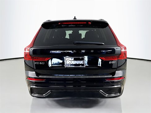 New 2026 Volvo XC60 B5 Plus w/ Protection Package image 6