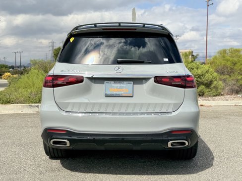 New 2026 Mercedes-Benz GLS 580 4MATIC image 9