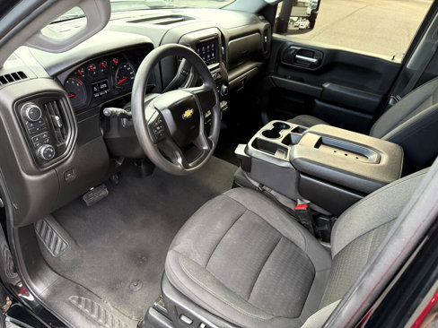 Used 2024 Chevrolet Silverado 2500 Custom w/ Custom Value Package image 12