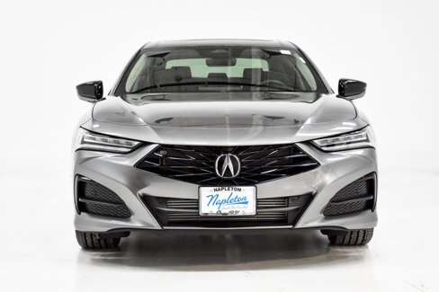 Used 2025 Acura TLX w/ Technology Package image 2