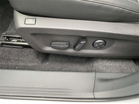 New 2025 Nissan Murano Platinum w/ Cargo Package image 17