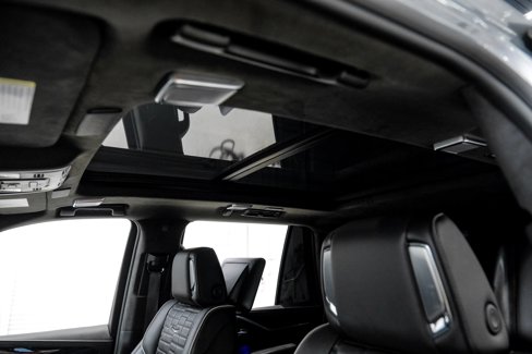 Used 2023 Cadillac Escalade V image 32