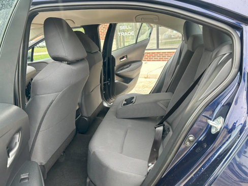 Used 2020 Toyota Corolla LE image 25