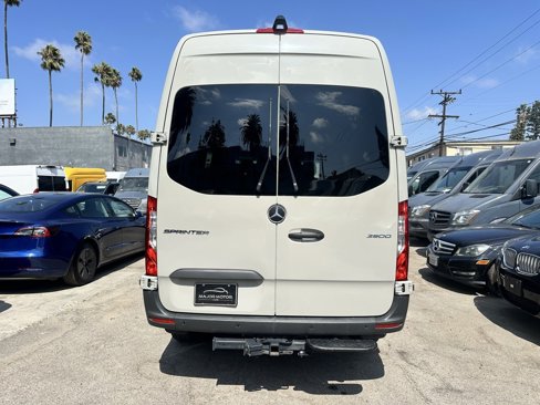 Used 2023 Mercedes-Benz Sprinter 2500 image 5