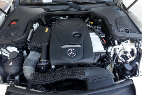 Used 2017 Mercedes-Benz E 300 4MATIC image 24