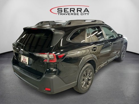 Certified 2025 Subaru Outback Onyx Edition image 5