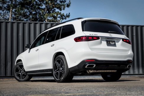 New 2026 Mercedes-Benz GLS 450 4MATIC image 2