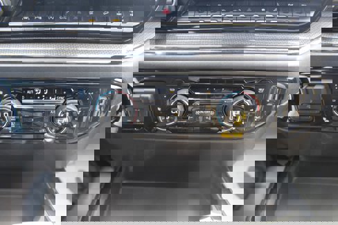 Used 2022 Chevrolet Silverado 1500 ZR2 w/ Technology Package image 16