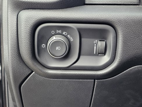 New 2026 RAM 3500 Tradesman w/ Chrome Appearance Group image 17