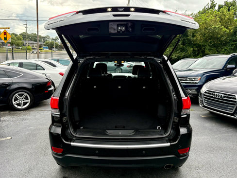 Used 2021 Jeep Grand Cherokee Limited image 10