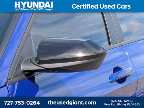 Certified 2025 Hyundai Elantra Sport image 11