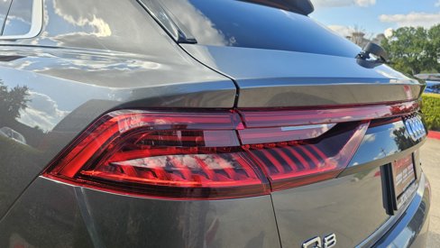 Used 2019 Audi Q8 Premium Plus image 10