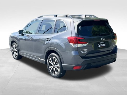 Used 2022 Subaru Forester Limited image 2