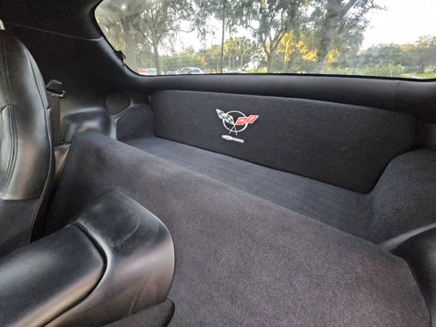 Used 2002 Chevrolet Corvette Z06 w/ Memory Pkg image 30