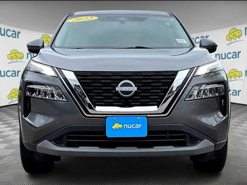 Certified 2022 Nissan Rogue SV image 2