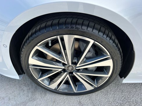 New 2025 Audi A6 3.0T Prestige image 11