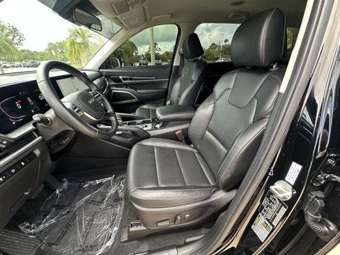 Used 2023 Kia Telluride S image 24