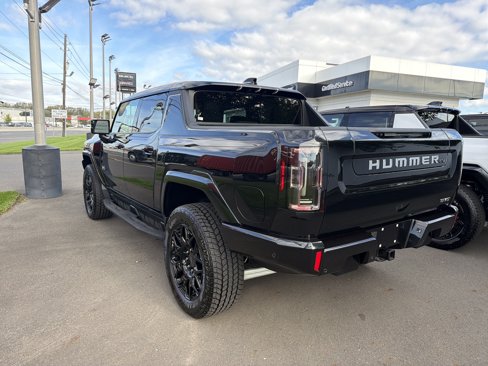 New 2026 GMC Hummer EV 4x4 Crew Cab image 7