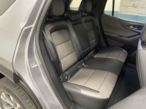 New 2026 Chevrolet Equinox LT w/ Convenience Package II image 33