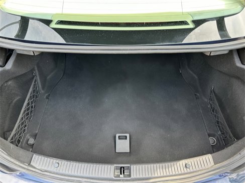 Used 2017 Mercedes-Benz C 300 Sedan image 29