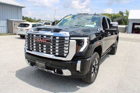 Used 2024 GMC Sierra 2500 Denali w/ Denali Reserve Package image 3