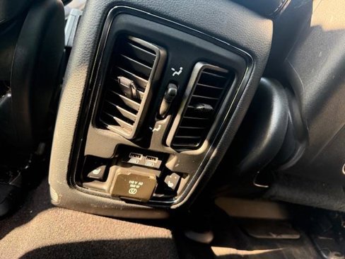Used 2019 Jeep Grand Cherokee SRT w/ Trailer Tow Group IV image 18