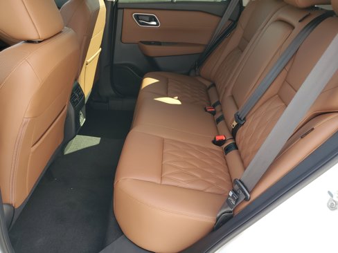 New 2026 Nissan Rogue Platinum image 22