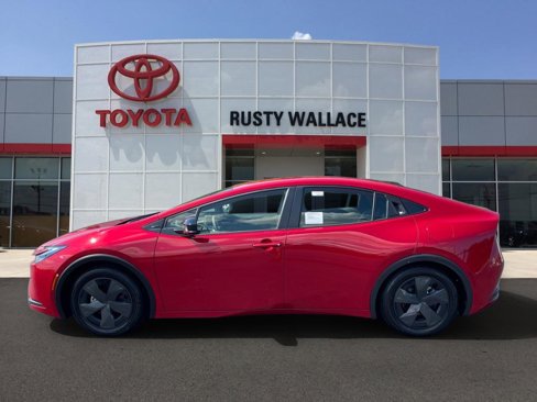 New 2026 Toyota Prius LE image 1