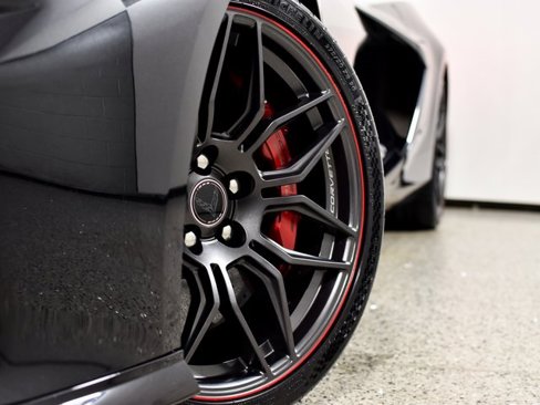 Used 2023 Chevrolet Corvette Z06 image 5