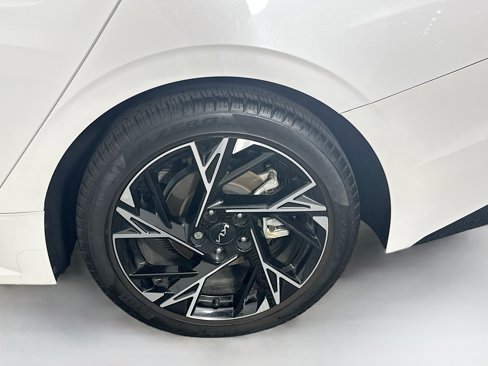 Used 2025 Kia K5 GT-Line image 11